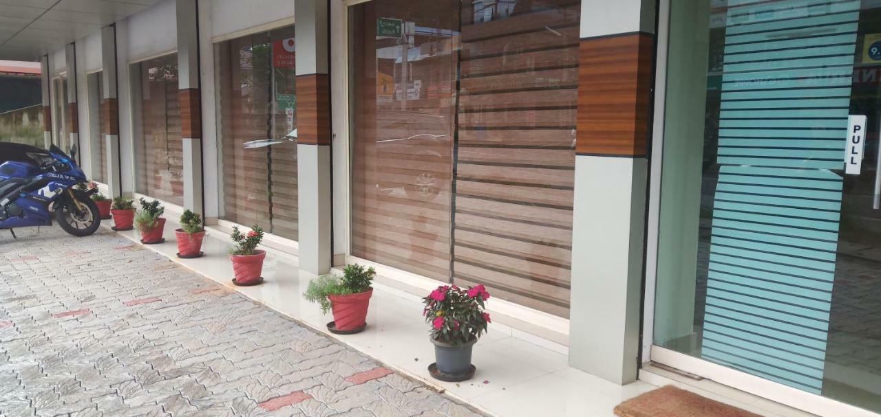 Brindavan Residency Ettumanoor Exteriör bild